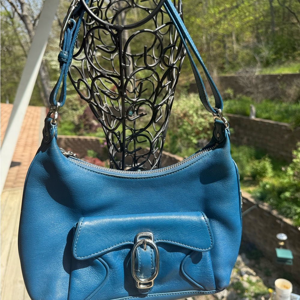 Cole Haan Blue Leather Shoulder Bag – Excellent Condition ✨👜